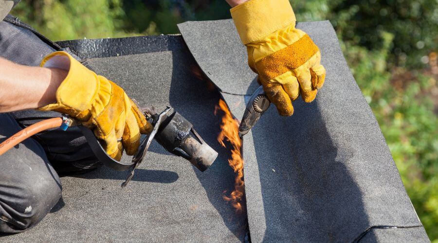 Professional New roof installation in Epworth, IA